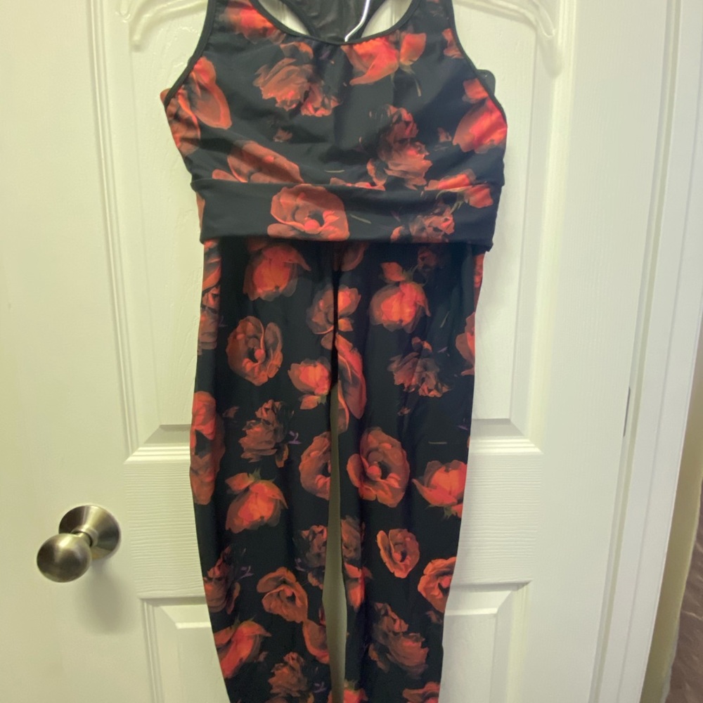 Victoria’s Secret Sports Bra and Leggings